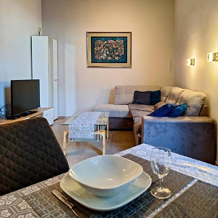 Modern Parkside Garden View Apartment Budapest Ngoại thất bức ảnh
