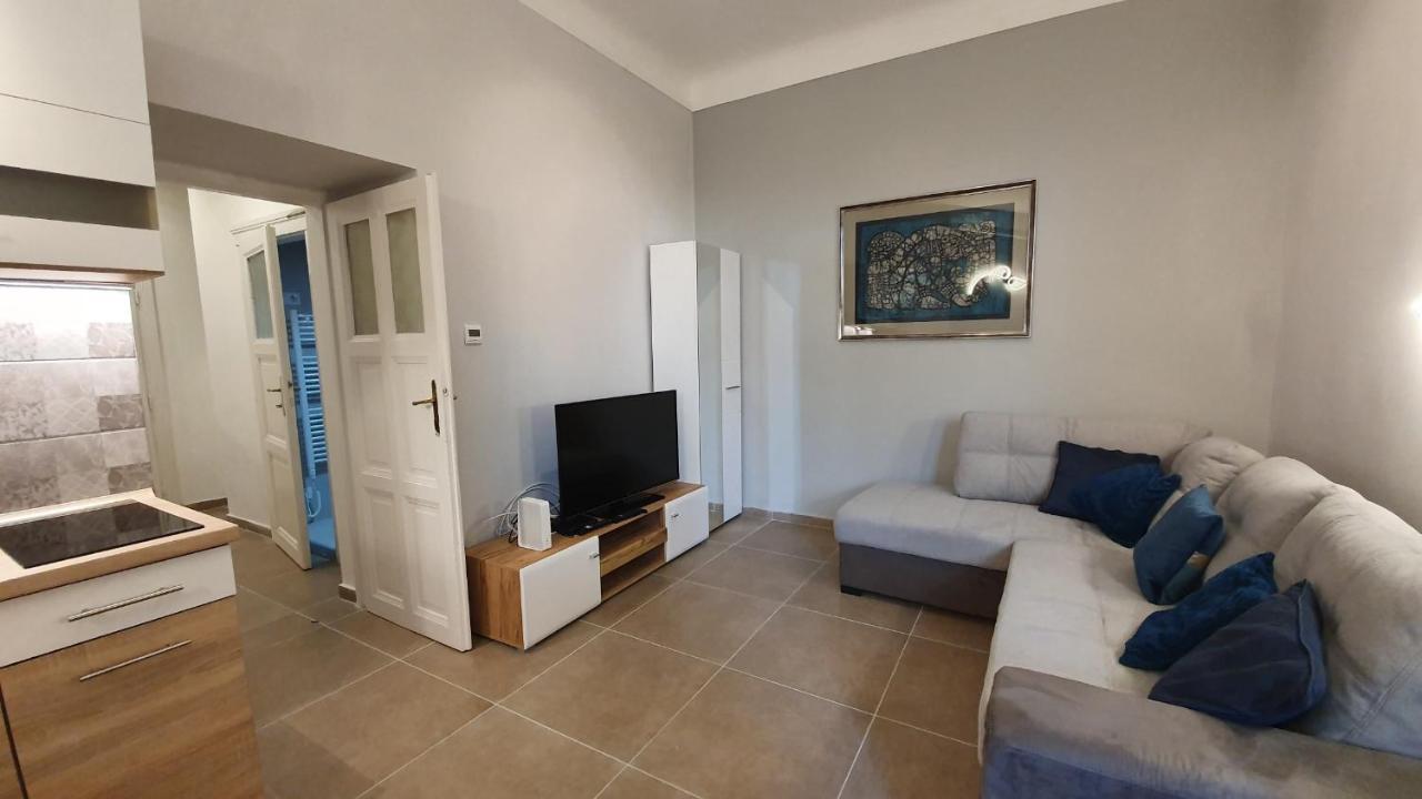 Modern Parkside Garden View Apartment Budapest Ngoại thất bức ảnh