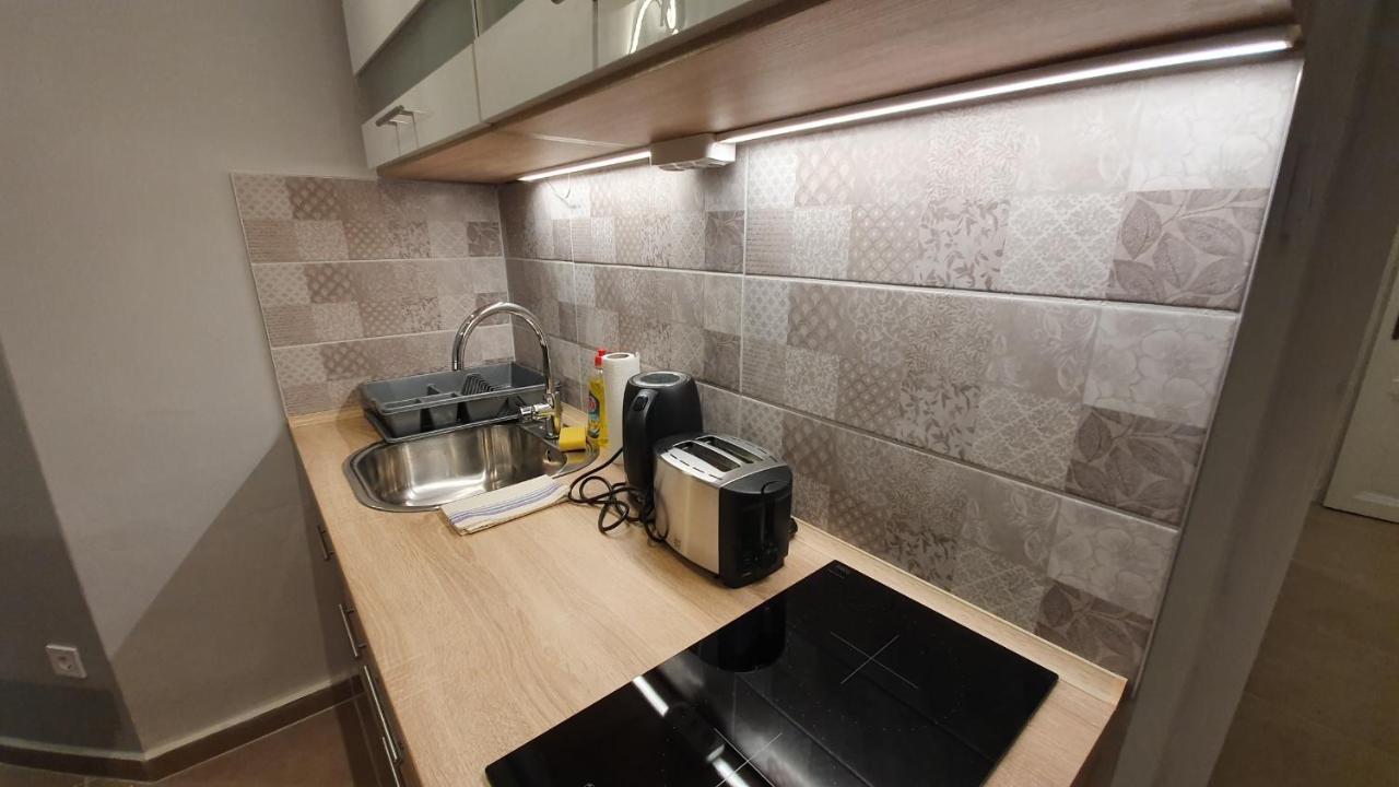 Modern Parkside Garden View Apartment Budapest Ngoại thất bức ảnh