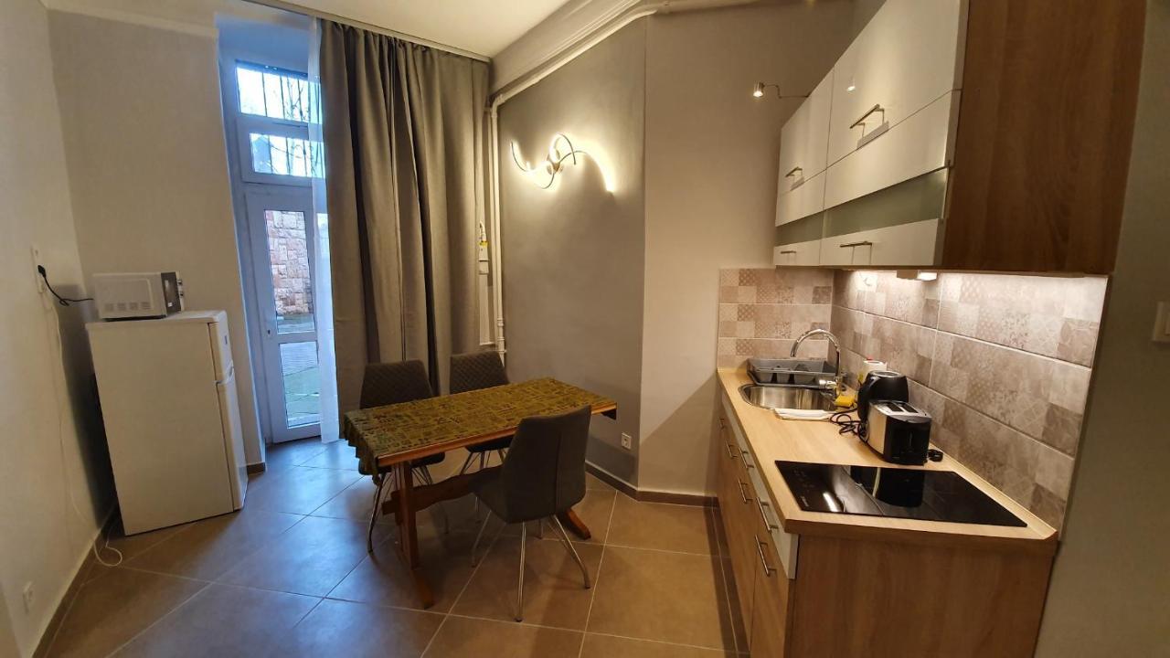 Modern Parkside Garden View Apartment Budapest Ngoại thất bức ảnh