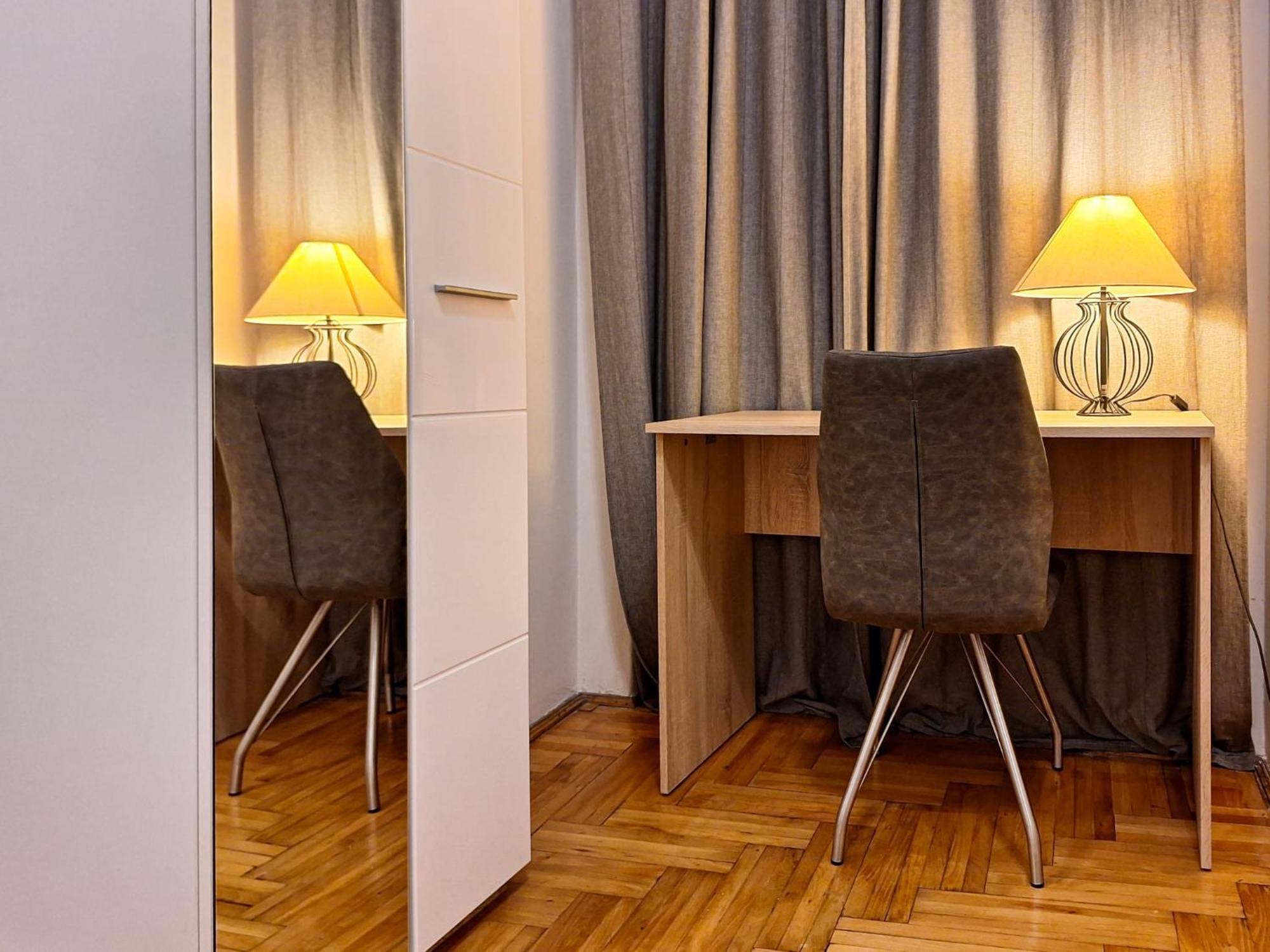 Modern Parkside Garden View Apartment Budapest Ngoại thất bức ảnh